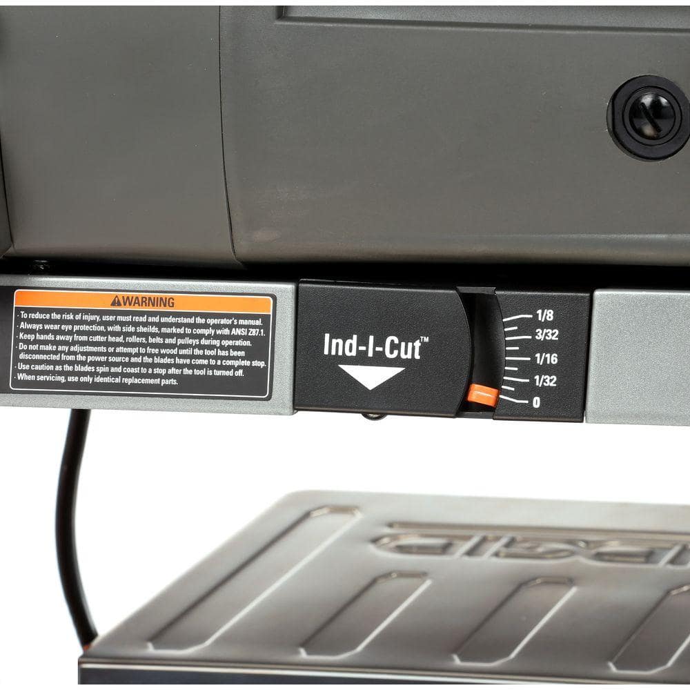 Cepilladora con cable de 15 amperios y 13 pulgadas de espesor