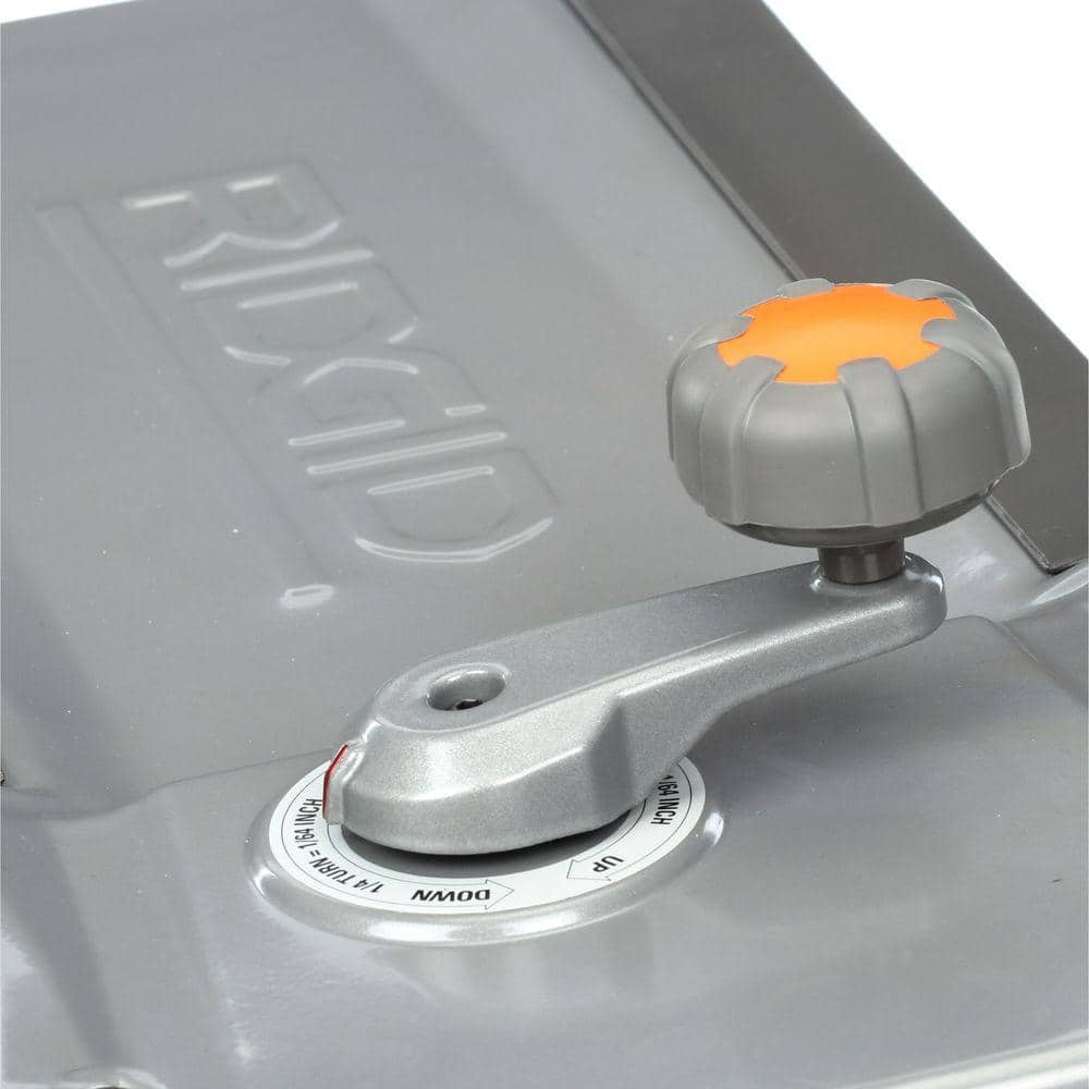 Cepilladora con cable de 15 amperios y 13 pulgadas de espesor